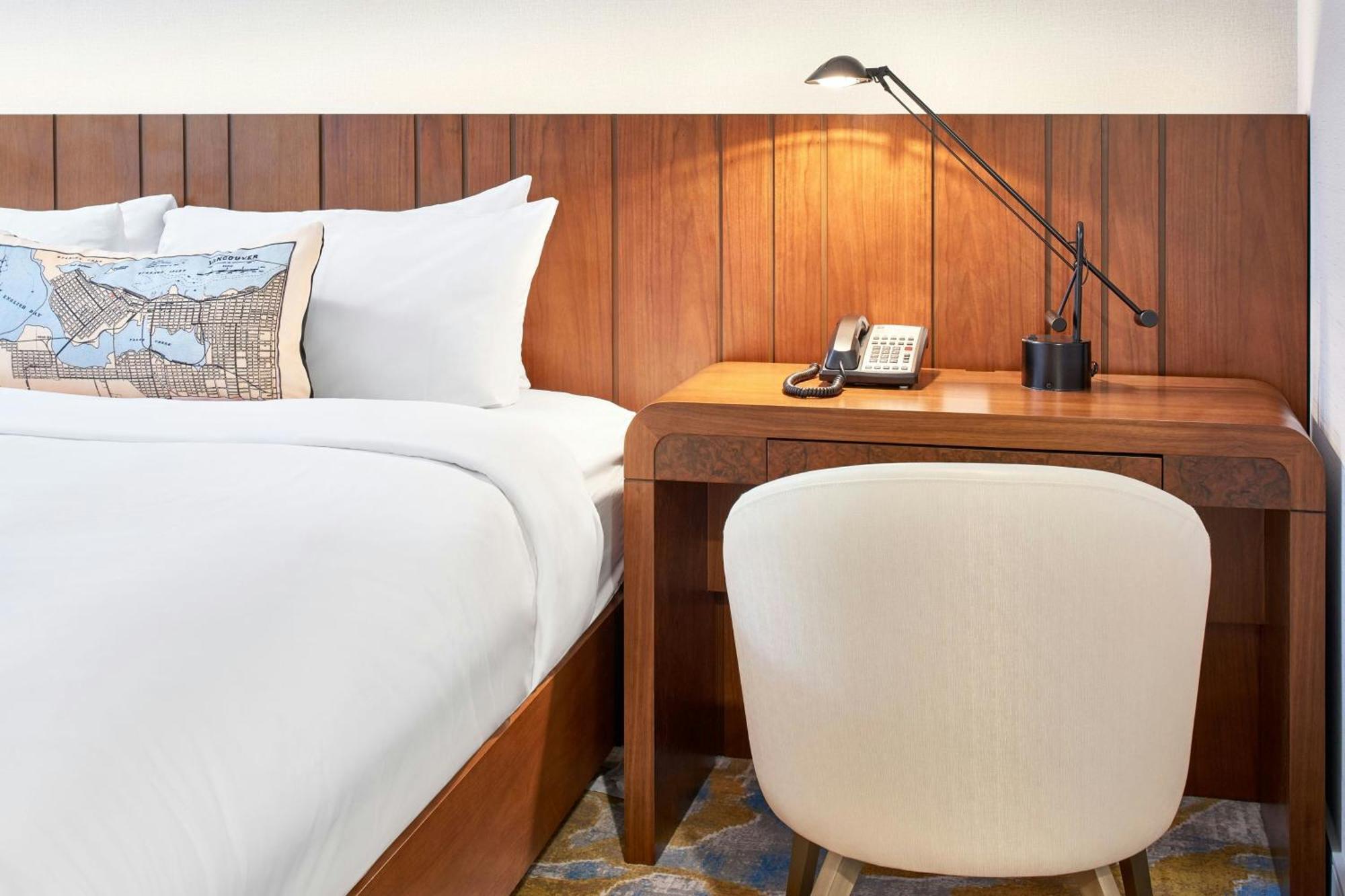 Chambre Lit King-Size - Vue sur Ville