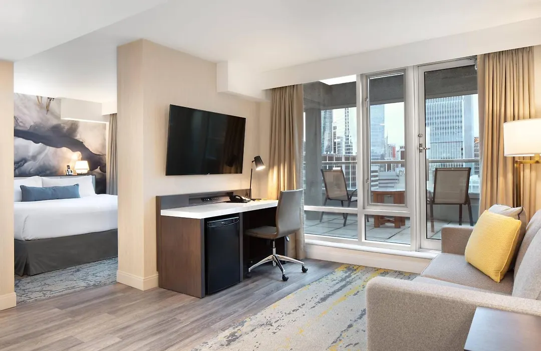 Delta Hotels By Marriott Vancouver Downtown Suites - Downtown Vancouver-1