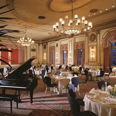 Fairmont Hotel Vancouver-3