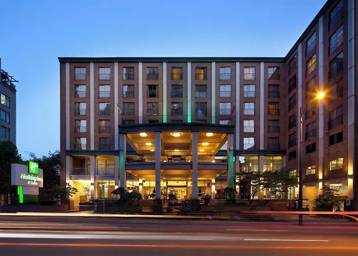 Holiday Inn & Suites Downtown By Ihg
