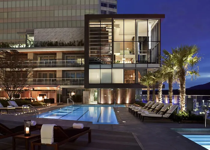 Motel: Fairmont Pacific Rim