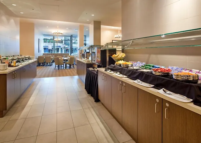 Holiday Inn -Centre Broadway By Ihg