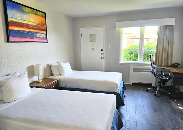 moteles 2400